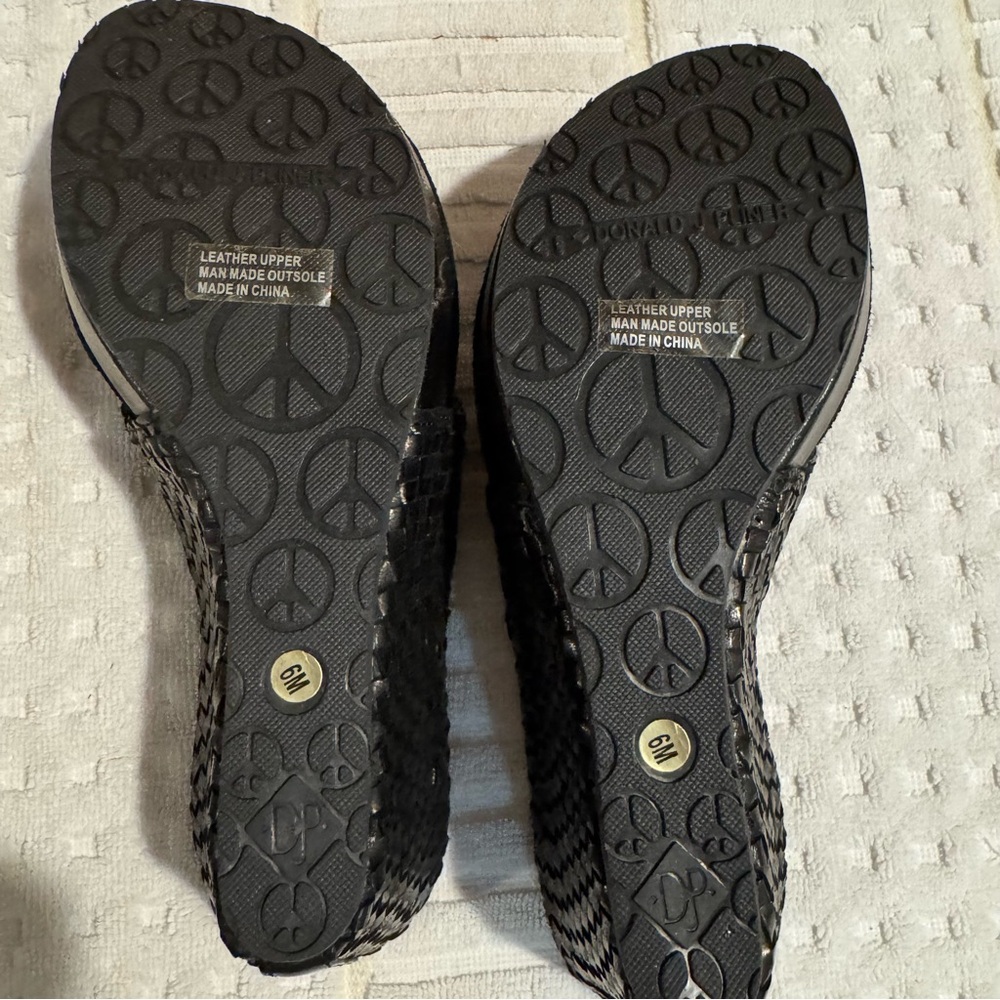 DONALD J PLINER BLACK WOVEN CALF SANDALS SIZE 6. NWT - Picture 7 of 8